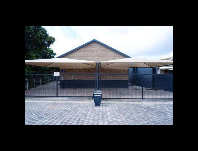 7 BEDROOM HOUSE FOR SALE IN HARTENBOS CENTRAL